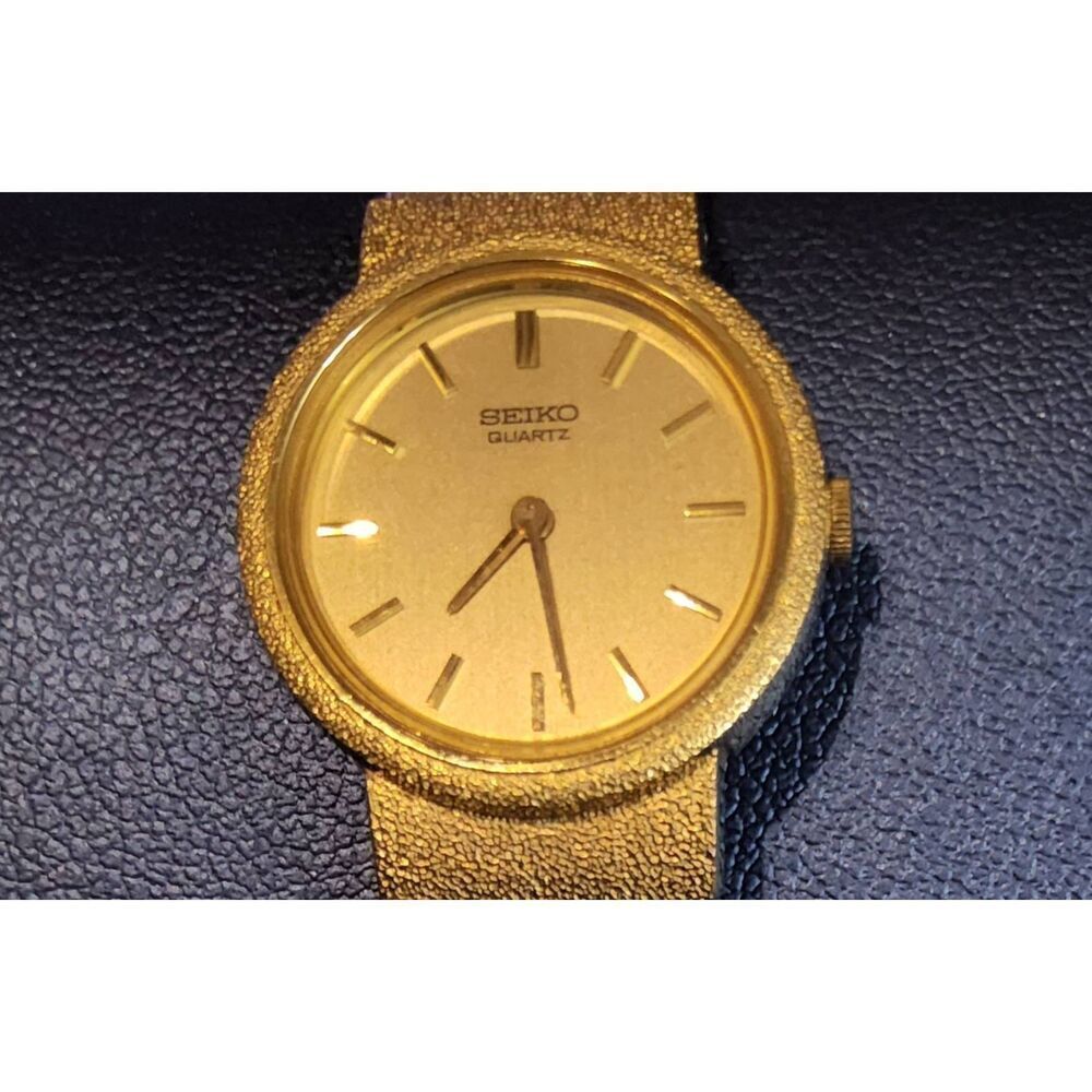 Beautiful Women's Vintage SEIKO Goldtone Dress Watch